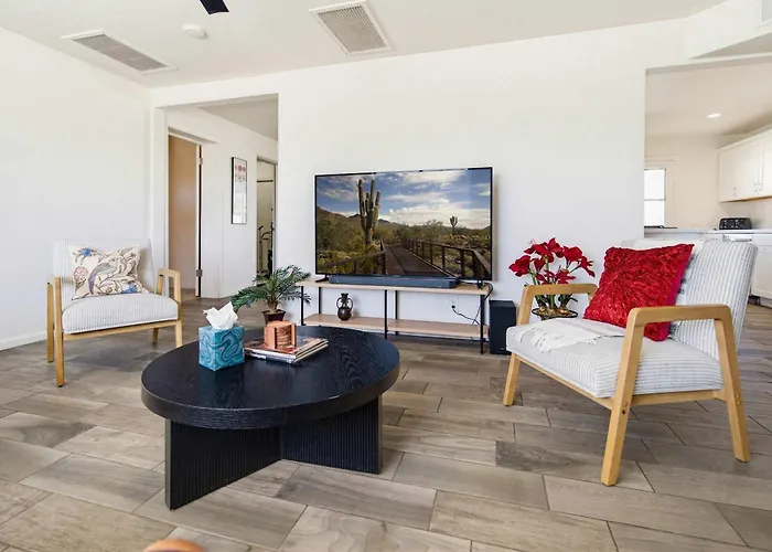 Modern Comphy In With Pool Holiday home Tempe